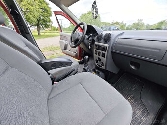 Na predaj Dacia Logan MCV 1.4 benzín - 14