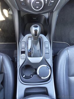 Hyundai Santa Fe 2.2 CRDi VGT 4x4 Premium A/T - 14
