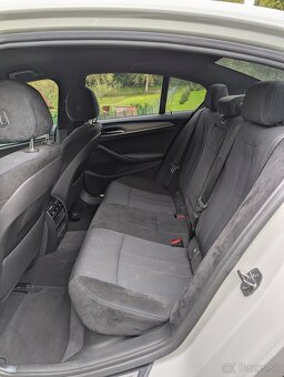 BMW 540i xDrive - 14