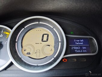 Mégane 1.6 16V Advantage - 14