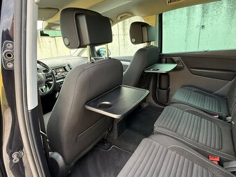 Volkswagen Sharan 2.0 TDI 4MOTION - 14