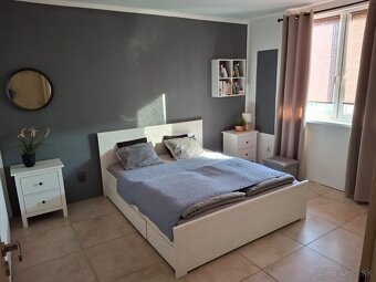 Predám bungalov 130 m2, pozemok 504 m2, obec Hviezdoslavov - 14