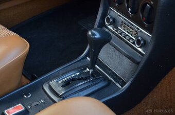 Mercedes-Benz W123 300D 1976 - 14