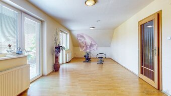 Samostatne stojaci 5 izbový rodinný dom blízko centra - 14