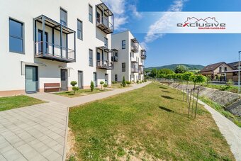 3 IZBOVÝ BYT – TRNKOV, 67 M², PARK. STÁTIE - 14