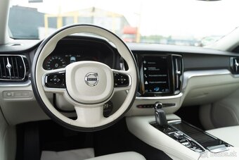 Volvo V60 T6 Recharge eAWD A/T -NEBÚRANÉ- HYBRID - 14