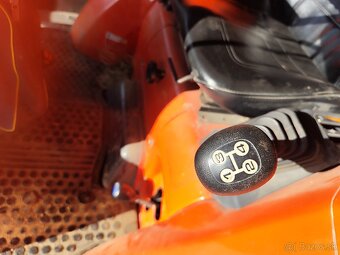 Malotraktor Kubota GL-23 s príslušenstvom. - 14
