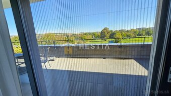 Krásny, kompletne zariadený 2-izbový byt s terasou a parkov - 14