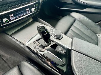 BMW Rad 5 Touring 540d xDrive A/T - 14