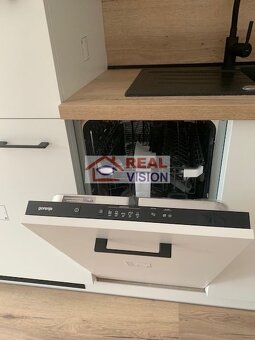 NOVOSTAVBA 2 izbový byt s balkónom, pivničnou kobkou, parkov - 14