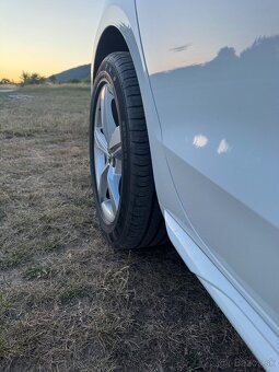 Audi A4 B9 Avant 2,0 TDI qattro S-tronic S-LINE Matrix - 14