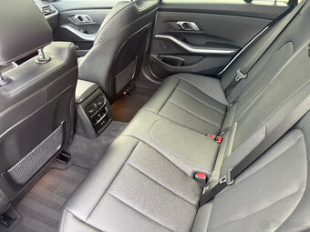 BMW 320d xDrive Touring Luxury 2023, 86 491km, ZÁRUKA - 14
