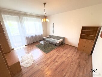 NA PREDAJ 3 IZB. BYT S BALKÓNOM, 78M2, CHEMICKÁ UL., BRATISL - 14