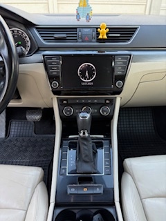 Predám Škoda SUPERB III. 2,0TDi, DSG, 110kw, lim - 14