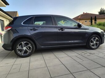 Hyundai i30, 1.5 DPi benzín, 45 tis. KM, V ZÁRUKE, Nové v SR - 14