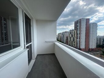 REZERVOVANÝ- Exkluzívne- zrekonštruovaný 3 izb. byt s výnimo - 14