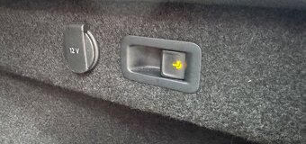 VW Passat 2.0 TDI EXCLUSIVE 110 KW DSG 10/2021 - 14