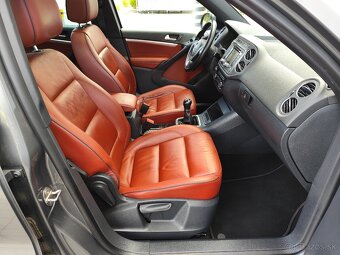 VW Tiguan 2.0 TDI 4x4  R-Line  Exclusive -- 156 000 km - - 14