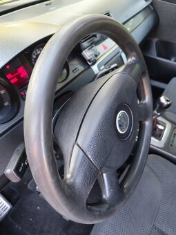 Volkswagen Passat 2.0tdi B6 - 14