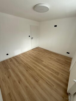 Štýlový 3-izbový byt s klimatizáciou a šatníkom - 14