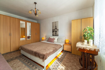 Nová znížená cena Na predaj 5-izbový rodinný dom s veľkou z - 14