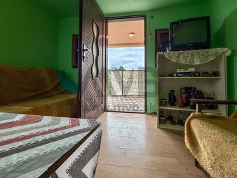 ŠTÝLOVÁ VÍNNA PIVNICA V OBĽÚBENEJ ČASTI - 14