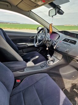 Honda Civic 1.8 VTEC - 14