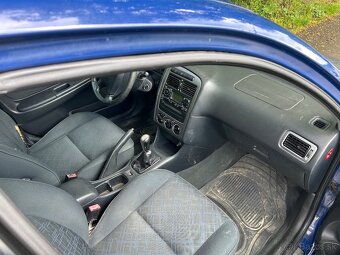 Toyota Avensis 2.0 diesel 81kw 2002 - 14