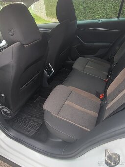 Škoda Octavia Combi 2.0 TDI Scout 4x4 DSG - 14