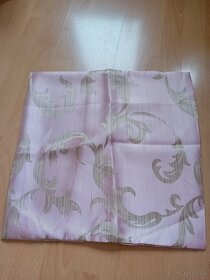 Obrusy, prestieranie a iné doplnky - 14