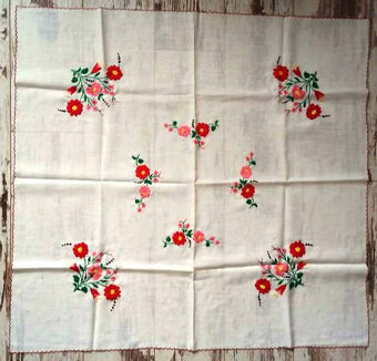 Retro vyšívané obrusy - 14