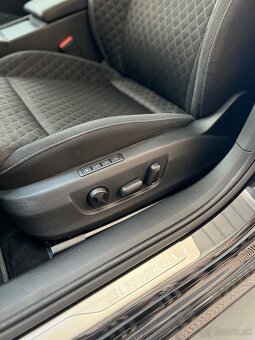 Škoda Superb Combi 2.0 TDI SCR Live - 14
