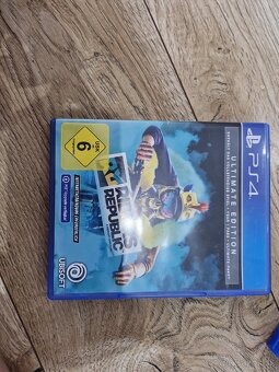 Playstation 4 - 14