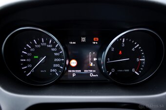 Land Rover Discovery Sport 2.0L TD4 180k HSE Luxury AT 7M - 14