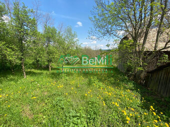 Pozemok v obci Sľažany 3 595 m2 intravilán ID 558-14-MIG - 14