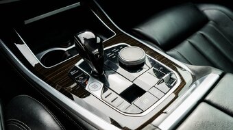 BMW X5m xDrive30d A/T - 14