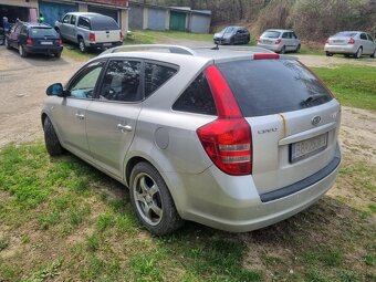 Kia ceed sw - 14