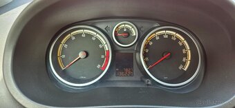 Opel Corsa 1.4 74kW benzín 136tisíc km - 14