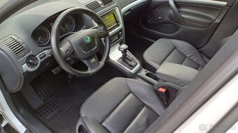 Škoda octavia combi RS.2.0TDI model 2012 navigacia top stav - 14