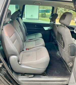 VOLKSWAGEN SHARAN 1.9 TDI 85 KW 7 MIEST - 14