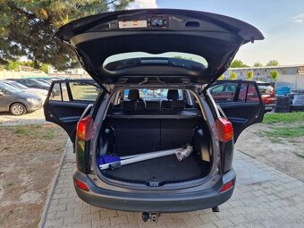 Toyota RAV4 2.2 D-4D 150k 4WD M6 Style (diesel) - 14