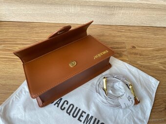 Jacquemus Le Grand Bambino hnedá kabelka - 14