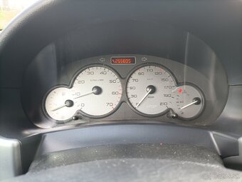 Peugeot PARTNER 1.6 Hdi - 5miestne - 14