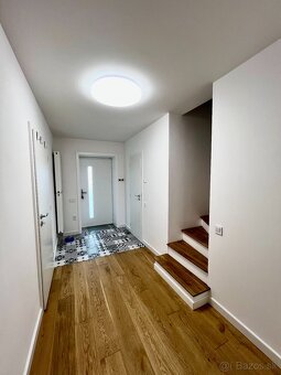 Zrekonštruovaný rodinný dom na predaj v Ivanke pri Dunaji - 14