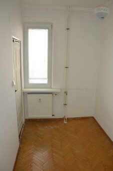 Predaj veľký 2,5 izbový byt Bratislava III - Nové Mesto - 14