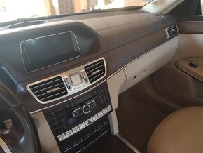 Mercedes-Benz E - 14