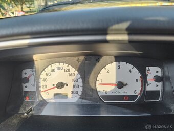 Mitsubishi Pajero Sport - 14