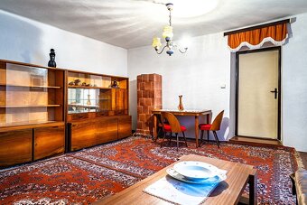 GIRALTOVCE-veľký pozemok 2.196 m2, podpivničený dom, 3xizba - 14