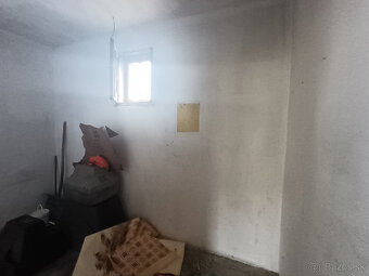 25 min. z Košíc 2-izbový rodinný dom v meste Gönc, Maďarsko - 14