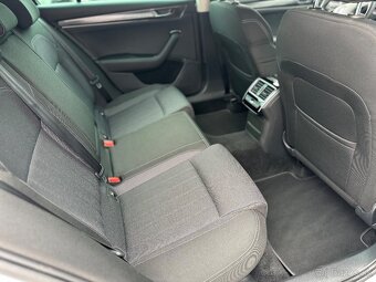 ŠKODA SUPERB 2.0 TDI 110 KW TAŽNÉ MATRIX COCKPIT m2021 - 14